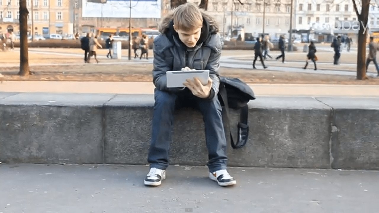 Gdy zgubisz swój tablet lub zostanie on skradziony, będziesz mógł zablokować urządzenie lub zlokalizować je na mapie