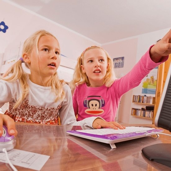 Alarmujące statystyki - jedno na pięcioro dzieci było nękane online (źródło: Kaspersky Lab)