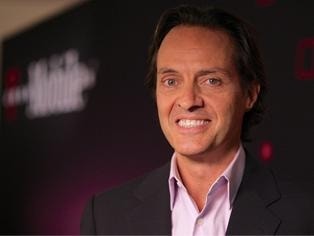 Szef T-Mobile: Przestańcie w końcu pieprzyć