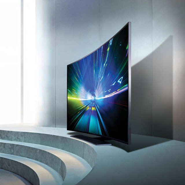 Samsung Smart TV jako jedyny z aplikacją Facebook Video