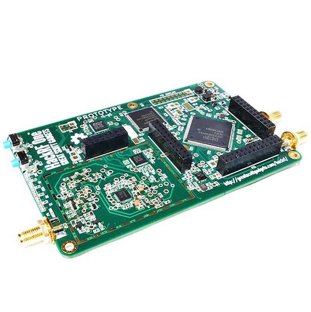 Hakerzy zbudowali urządzenia do podsłuchów, opierając się na instrukcjach NSA