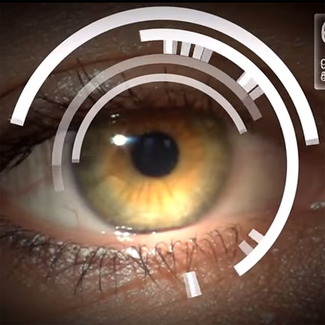 Pierwszy smartfon z technologią skanowania tęczówki