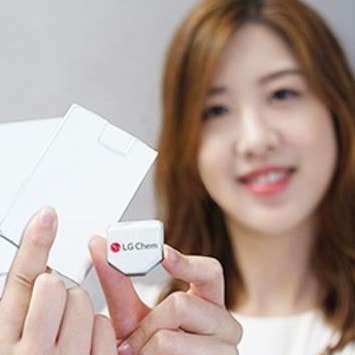 Heksagonalne baterie do smartwatchy