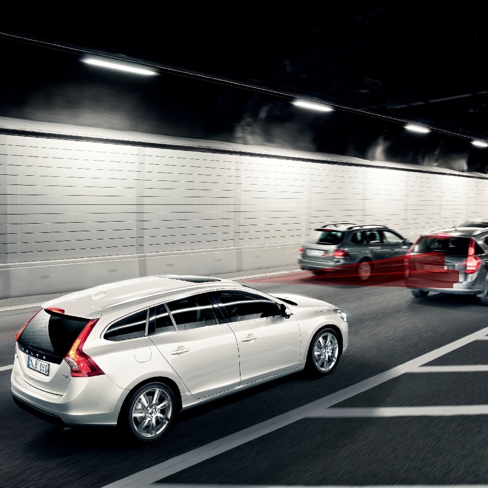 Hamowanie automatyczne stanie się niebawem wyposażeniem standardowym!