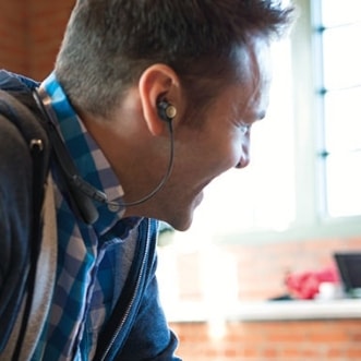 Dzięki Bose Hearphones lepiej usłyszysz świat