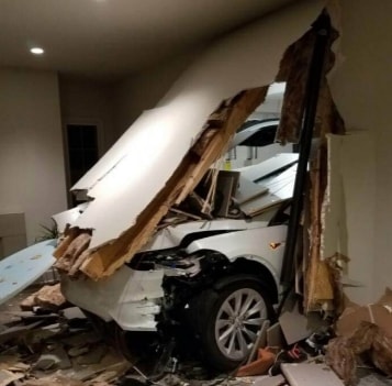 Tesla Model X mógł zabić koreańskiego aktora