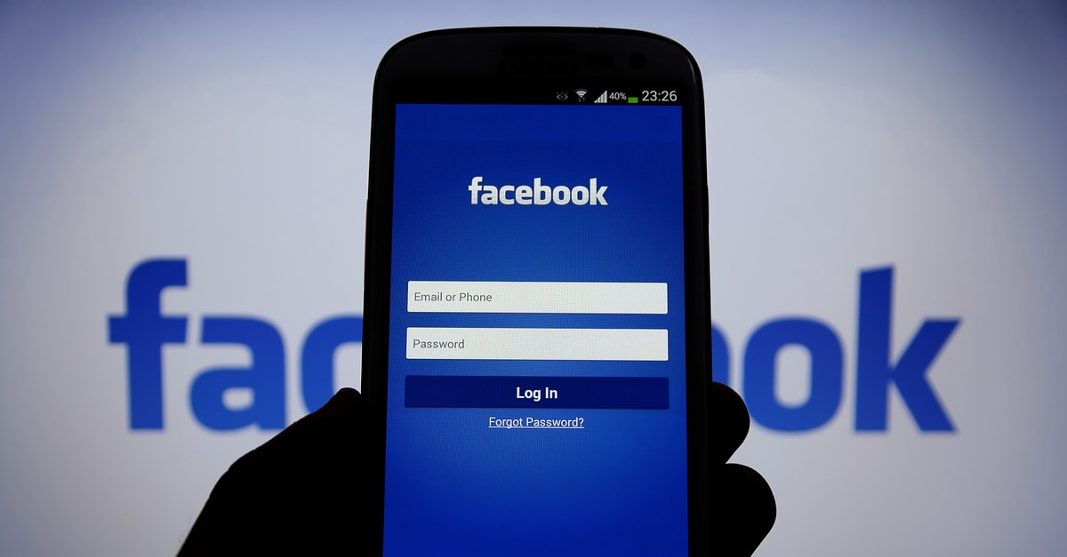aplikacja mobilna Facebook