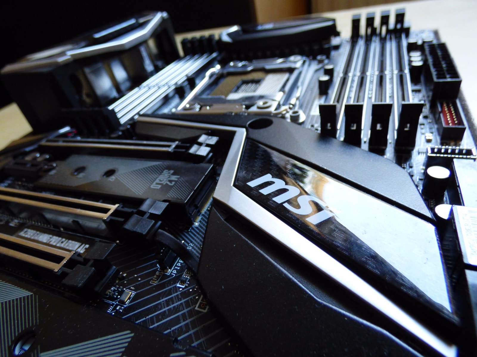MSI X299 Gaming Pro Carbon AC [recenzja + wideo]