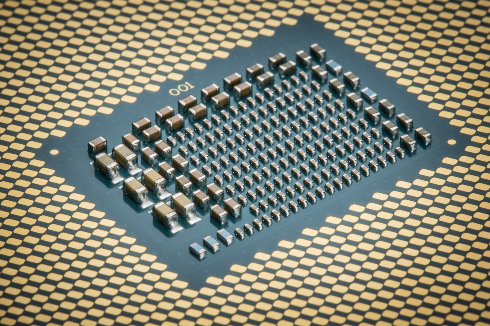 Intel introduced the new Intel® Core™ X-series processor family on May 30, 2017. Intel’s most scalable, accessible and powerful desktop platform ever, it includes the new Intel® Core™ i9 processor brand and the Intel® Core™ i9 Extreme Edition processor – the first consumer desktop CPU with 18 cores and 36 threads of power. The company also introduced the Intel® X299, which adds even more I/O and overclocking capabilities. (Credit: Intel Corporation)
