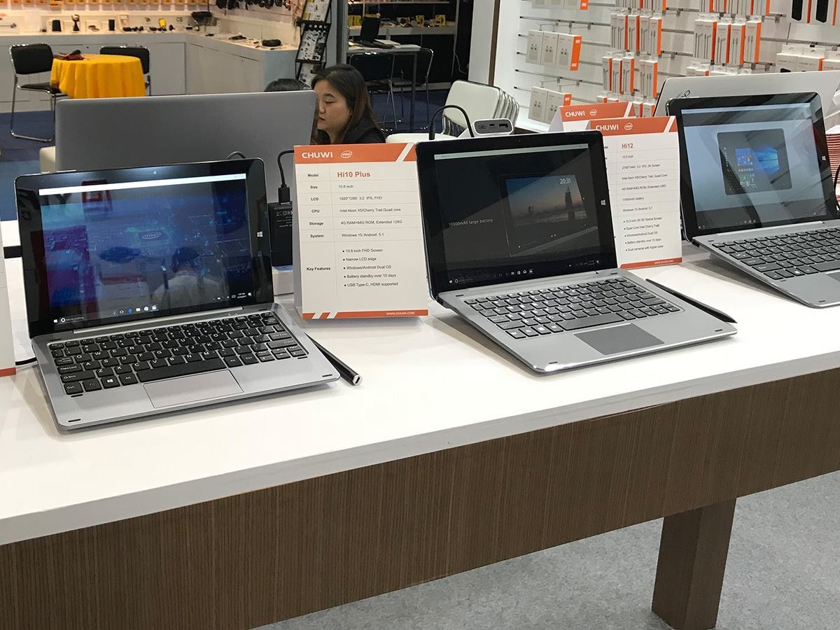 Chuwi SurBook mini. Tablet 2w1 rodem z Chin