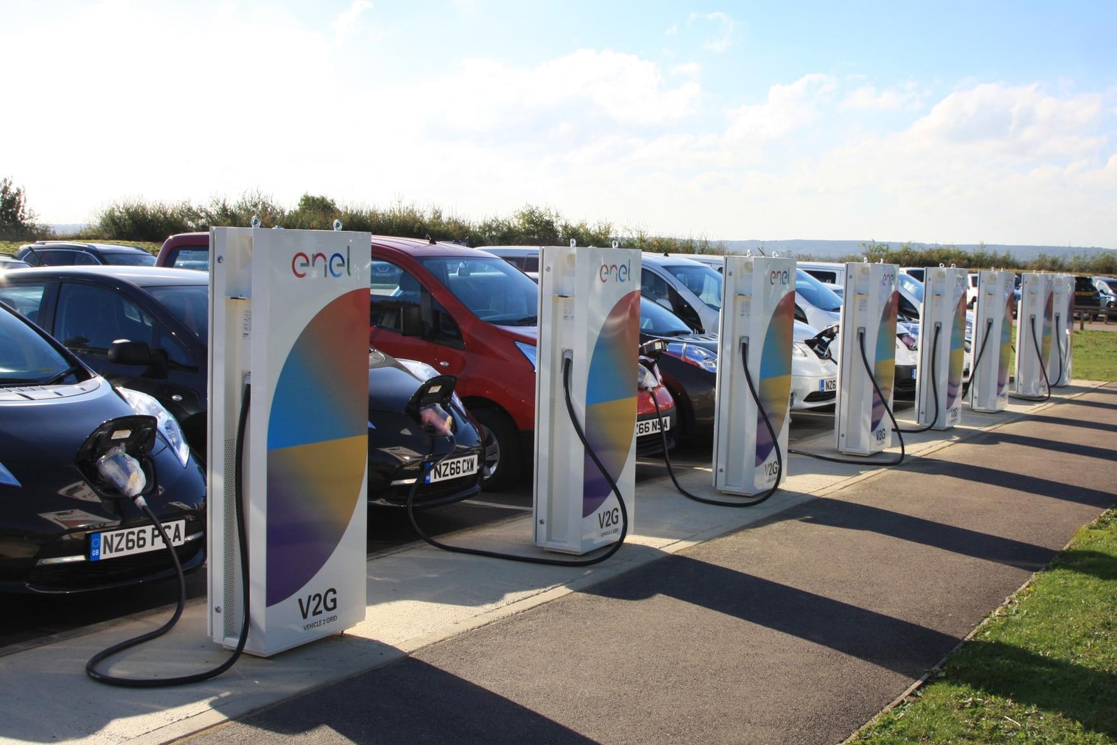 Kierowcy elektrycznych aut zarobią na sprzedaży prądu