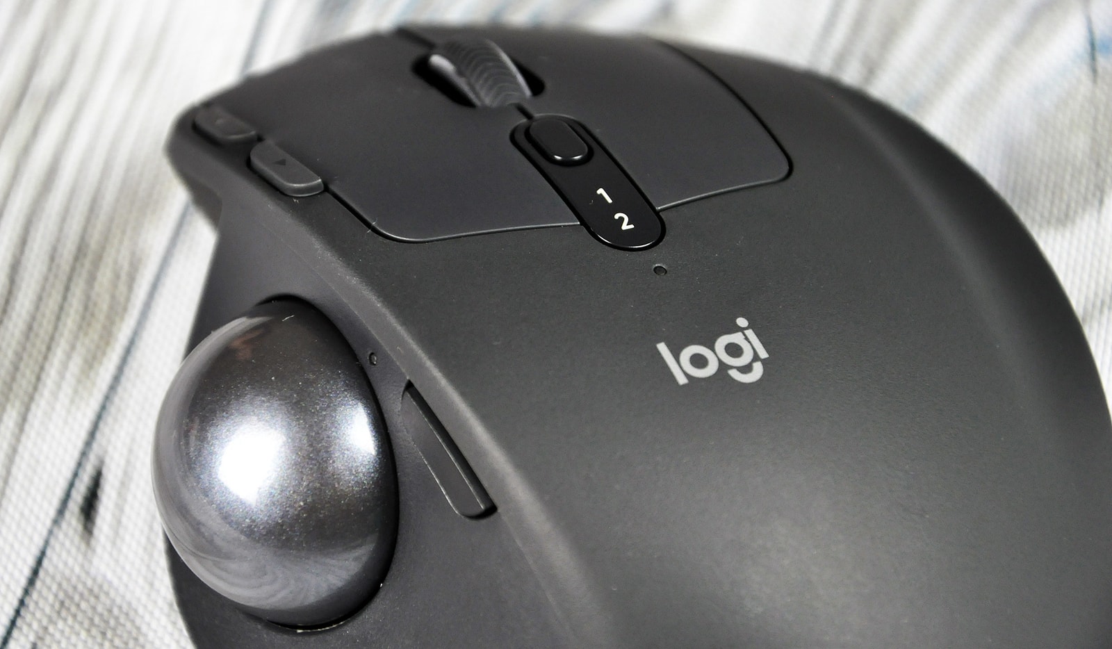 Test du trackball sans fil Logitech MX Ergo