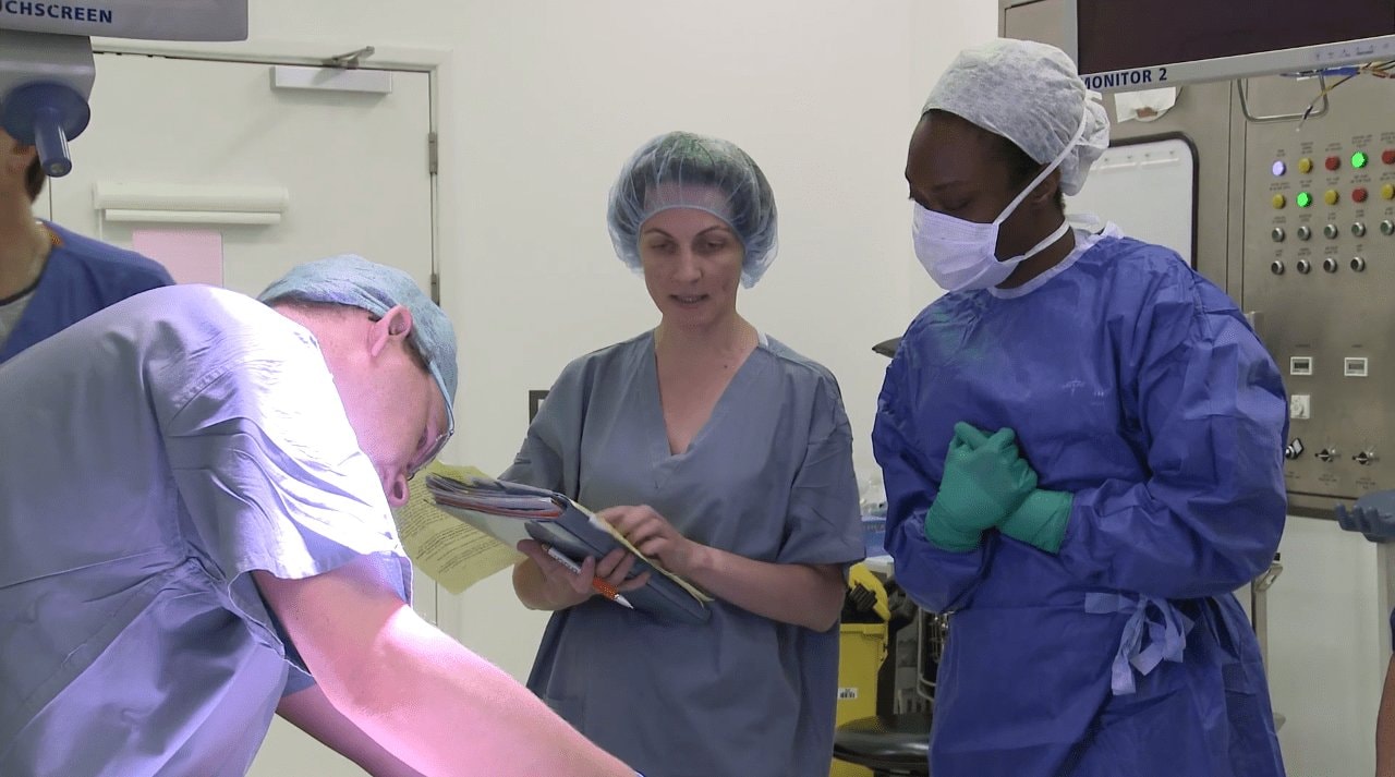 Ktoś wreszcie skróci kolejki w szpitalach i przychodniach …sztuczna inteligencja