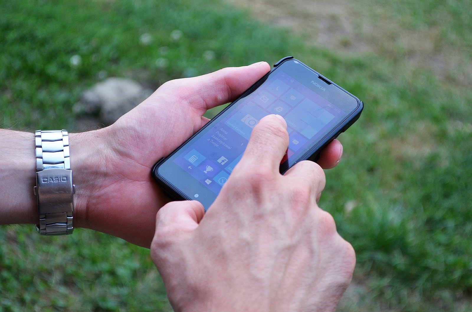 Wyraźnie spadła sprzedaż smartfonów w Europie
