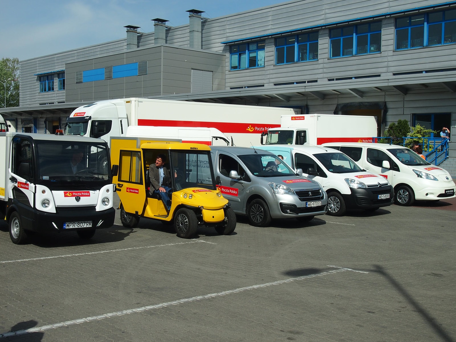 Poczta Polska testuje auta elektryczne