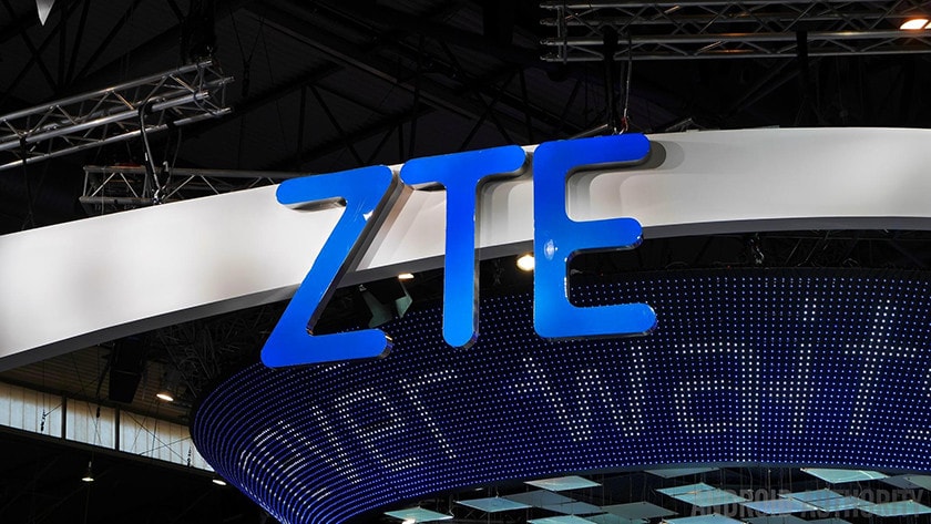 Gdzie nowy smartfon ZTE ma przedni aparat?