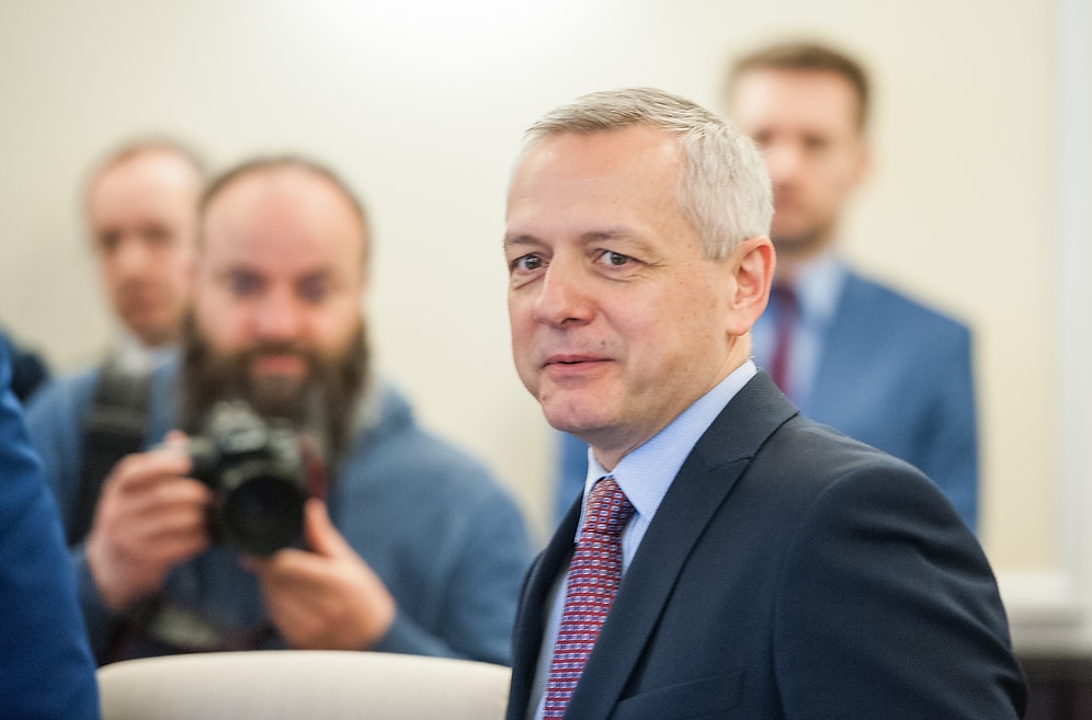 Rząd wycofuje się z pomysłu blokowania Ubera