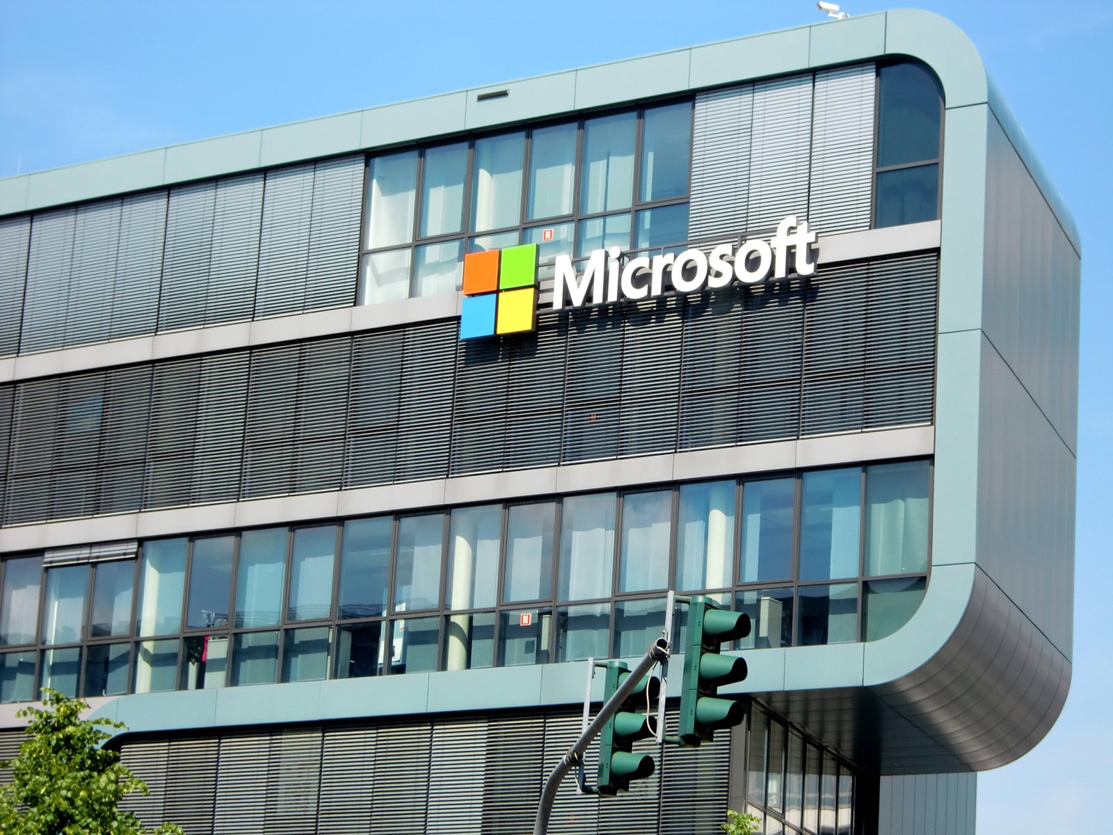 Dział gier i platforma Azure napędzają wyniki Microsoftu