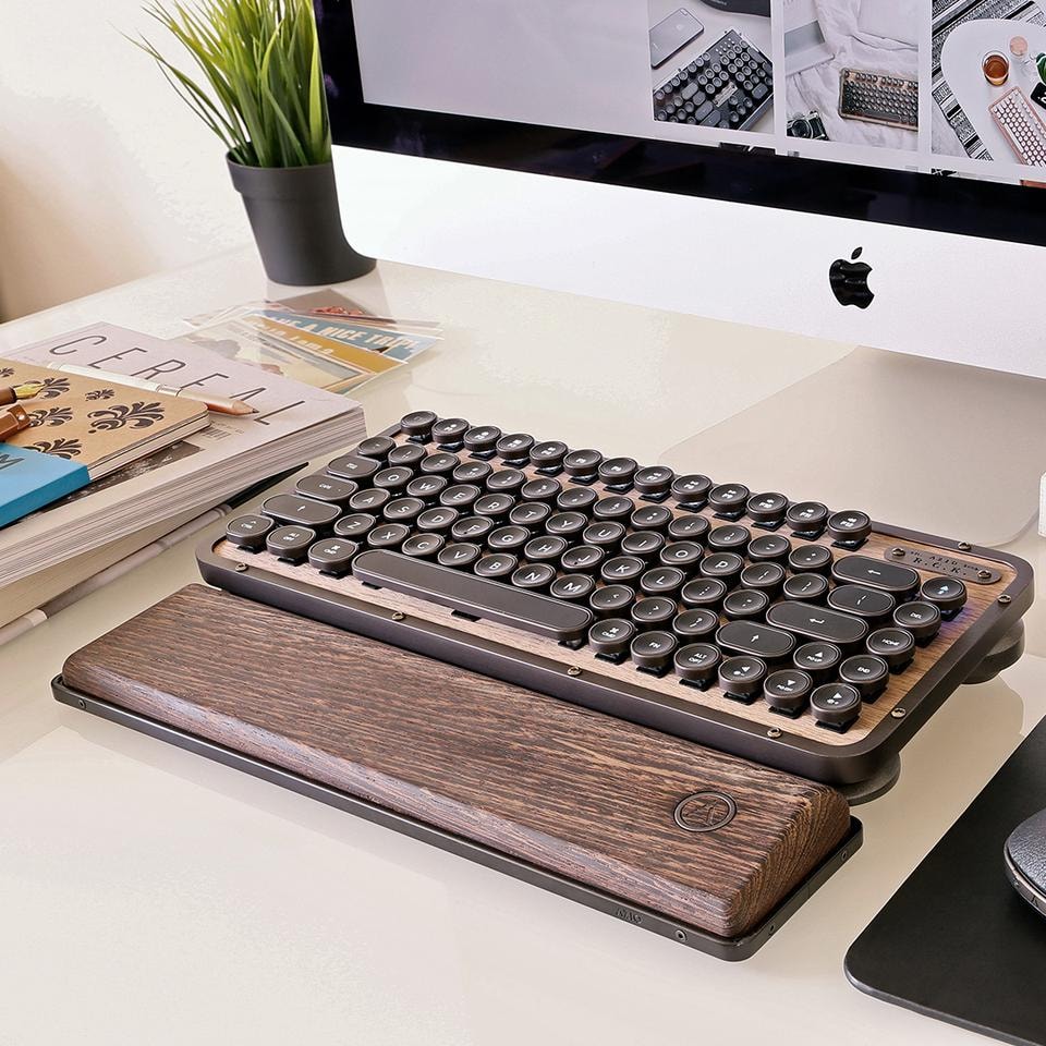 Nowa, niezwykła klawiatura Azio