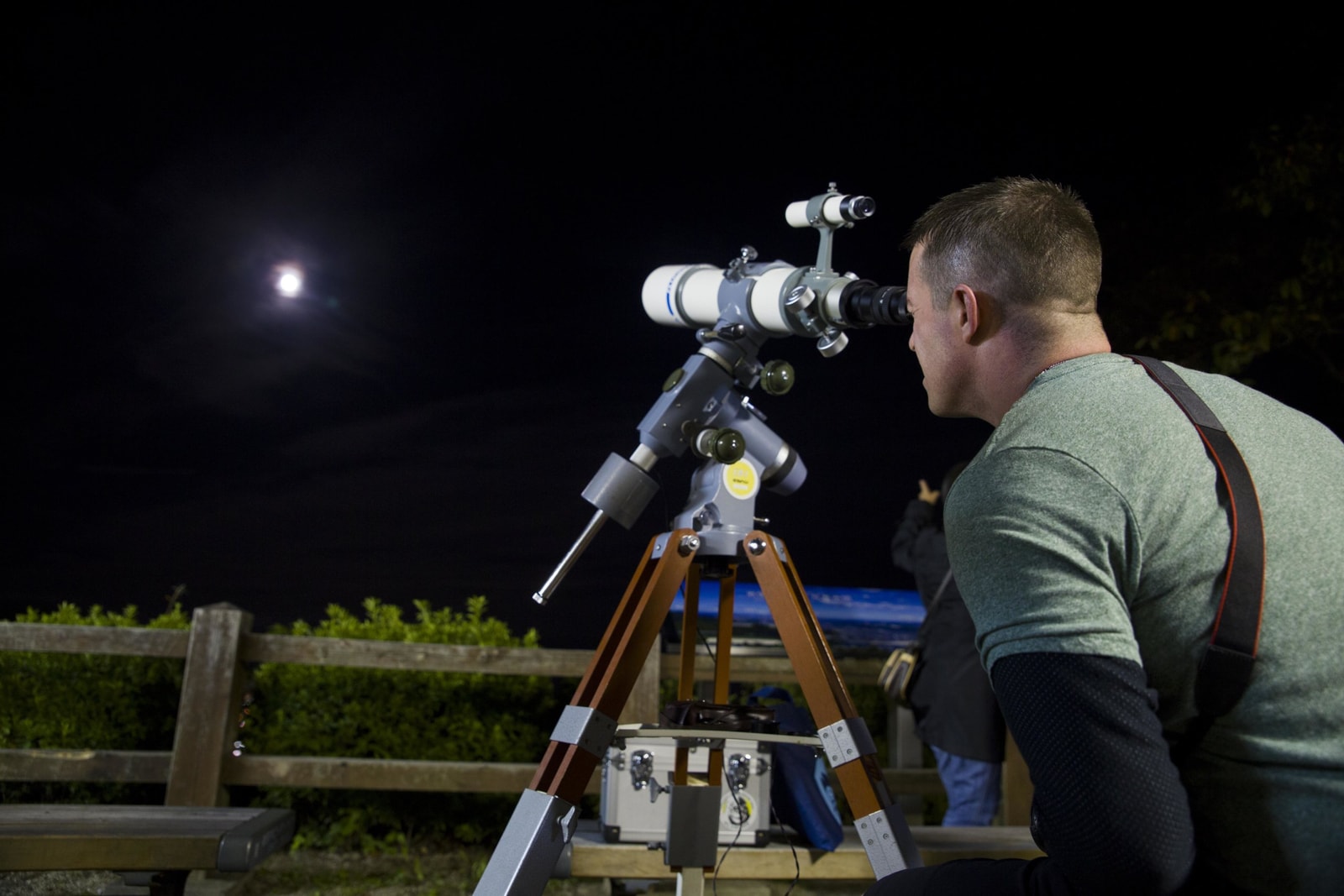 Teologia zamiast astronomii – naukowcy protestują