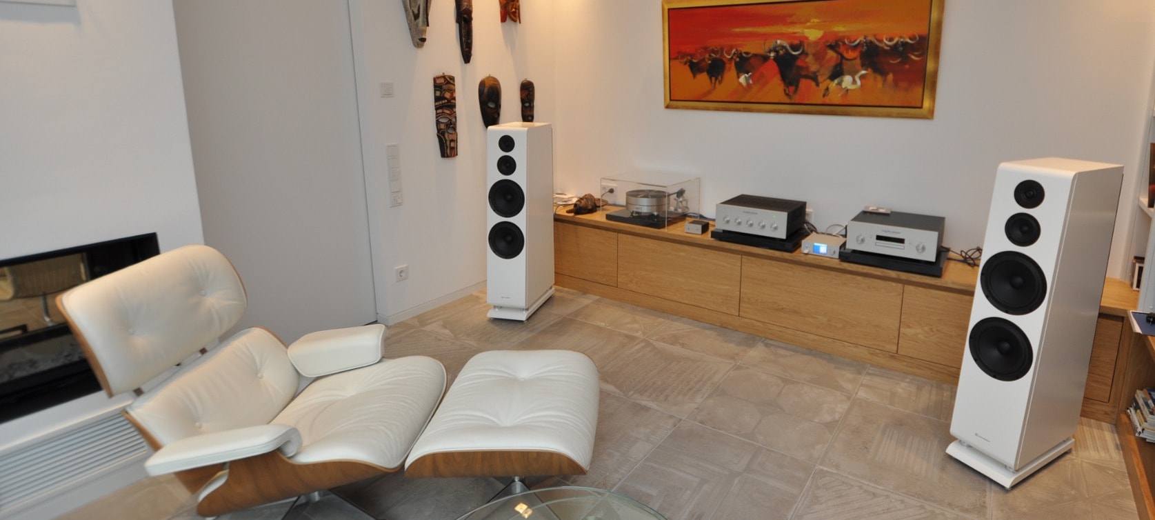 Tonsil przejmuje Sounddeco