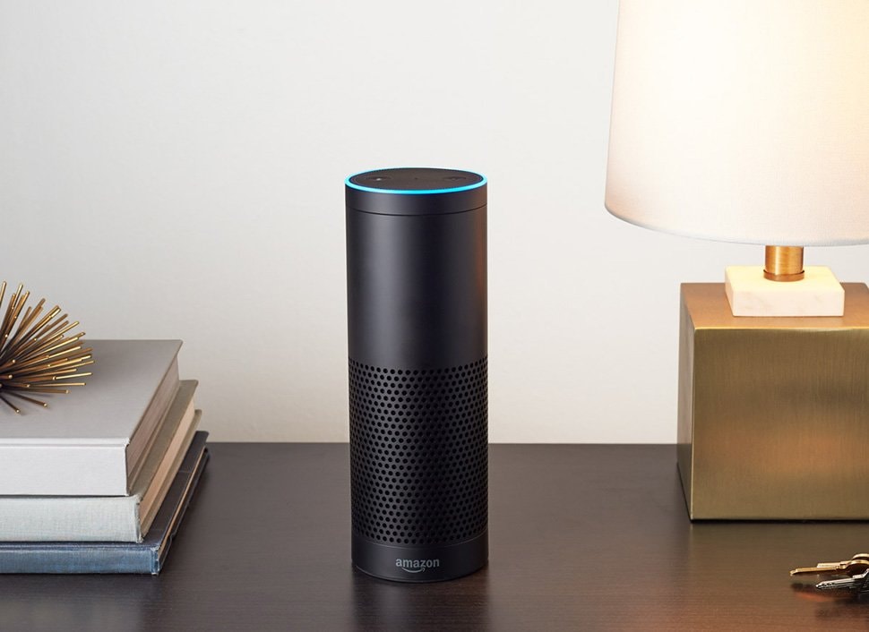 Kobiety częściej mówią “proszę” do asystentów głosowych