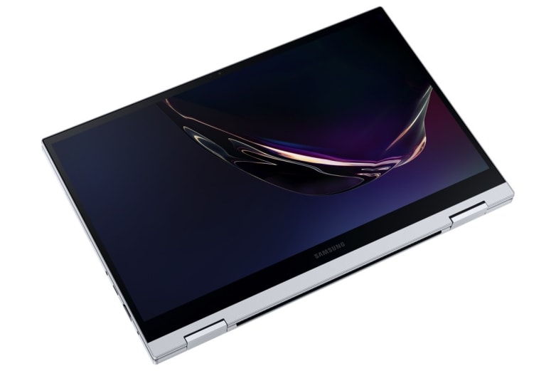 laptop z rozwijanym ekranem