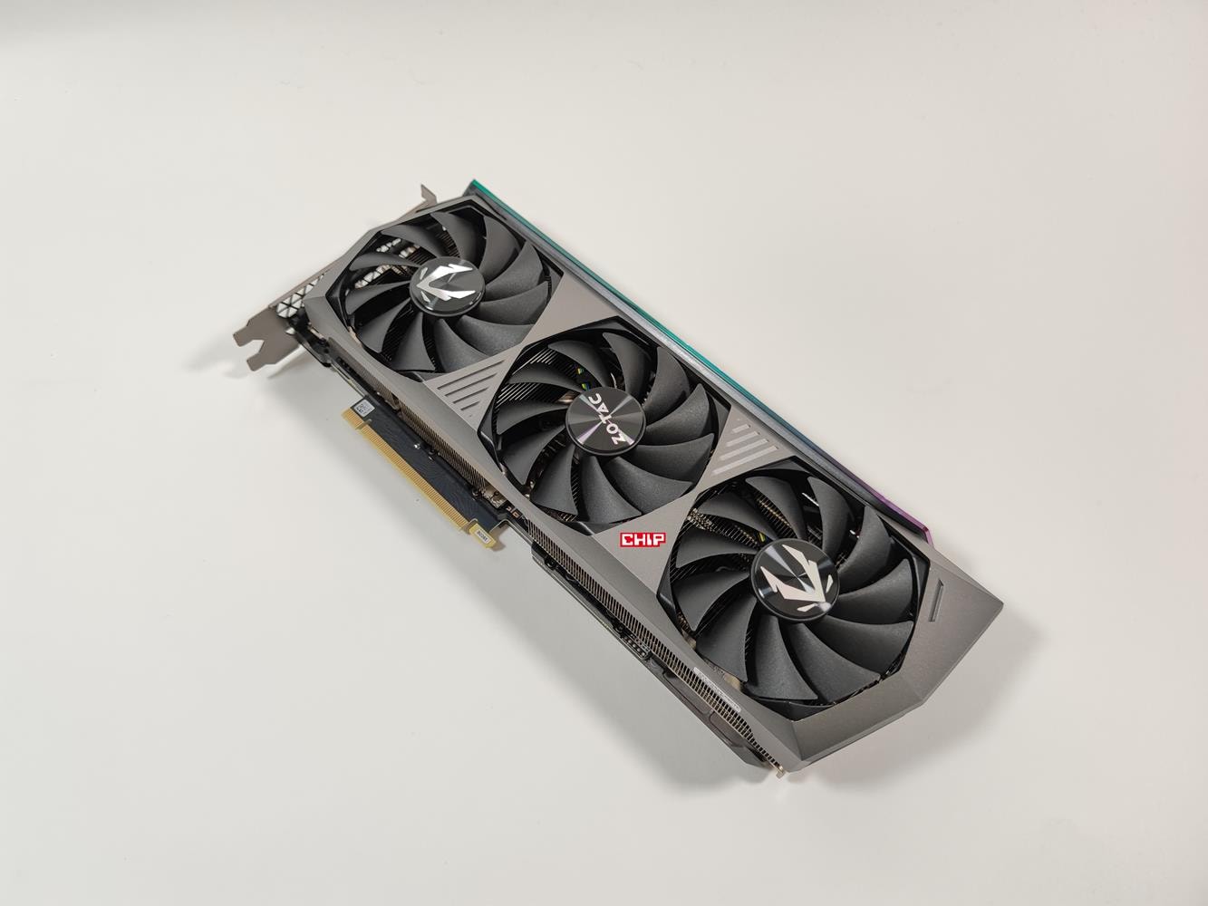 test Zotac GeForce RTX 3080 Ti AMP Holo, recenzja Zotac GeForce RTX 3080 Ti AMP Holo, opinia Zotac GeForce RTX 3080 Ti AMP Holo