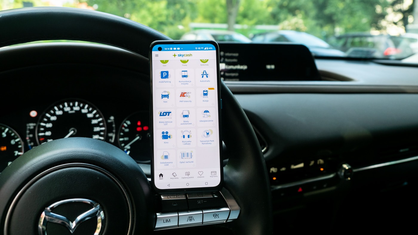 Płatności mobilne na autostradach. Jak korzystać i jak ominąć korki?