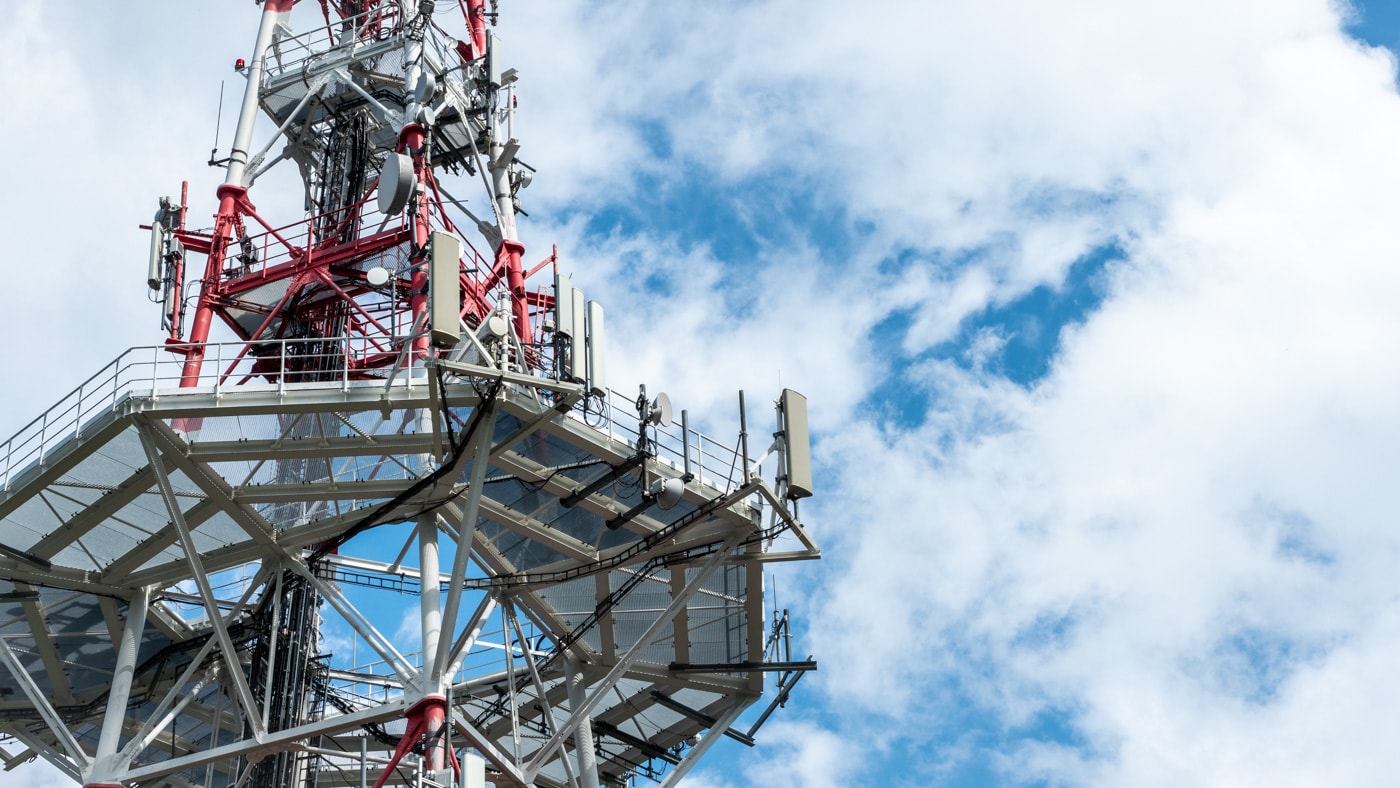 Ericsson i Huawei wymienią się patentami sieci 5G. Szach i mat USA?