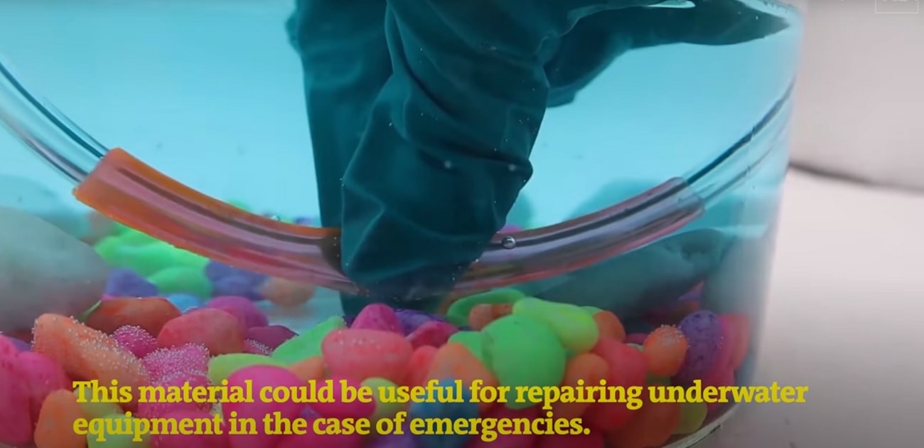 Tworzywo sztuczne dokonuje autoregeneracji w 10 sekund. Co wiemy o RUSSE?