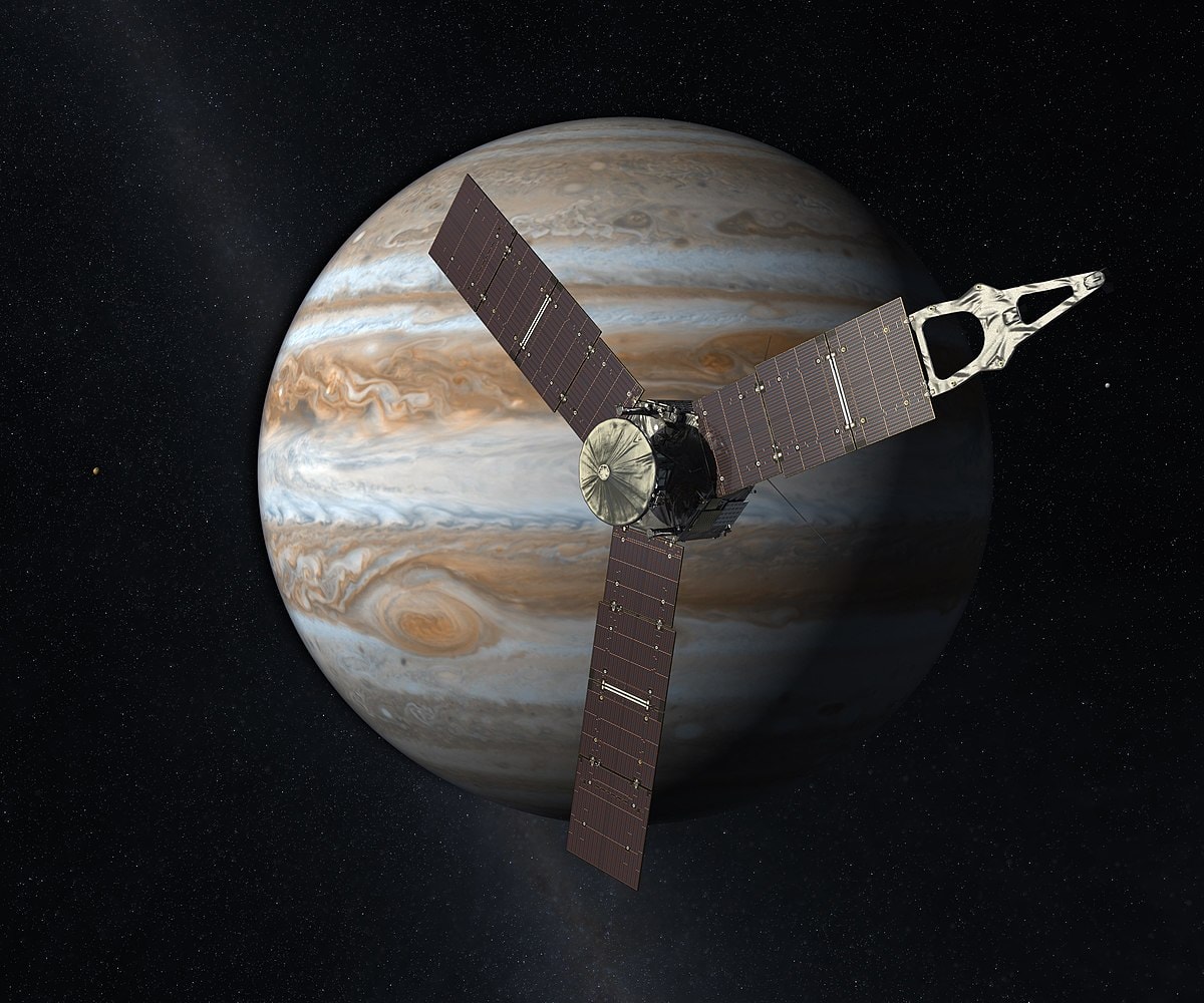 Jowisz i dwa księżyce uwiecznione na nowym zdjęciu. Sonda Juno w akcji