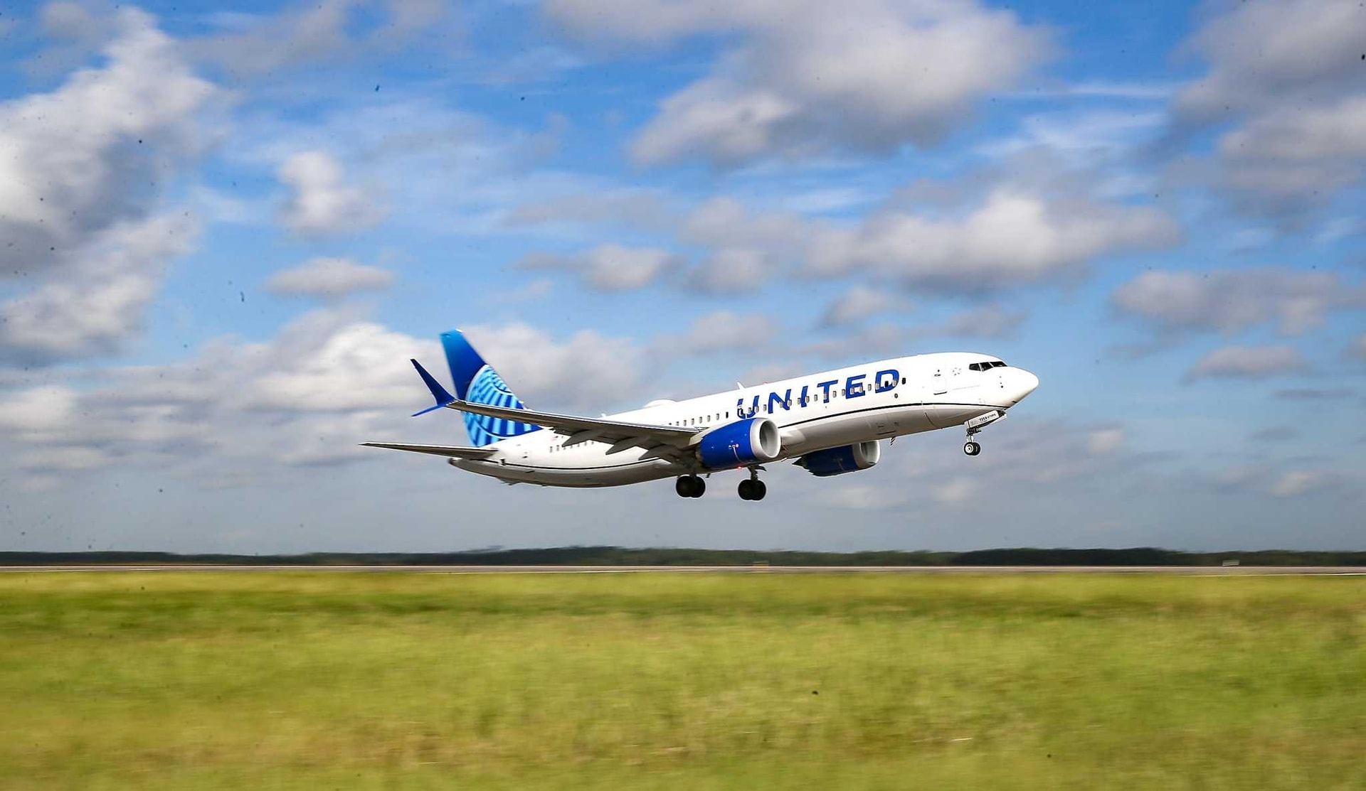 united-airlines-paliwo-saf