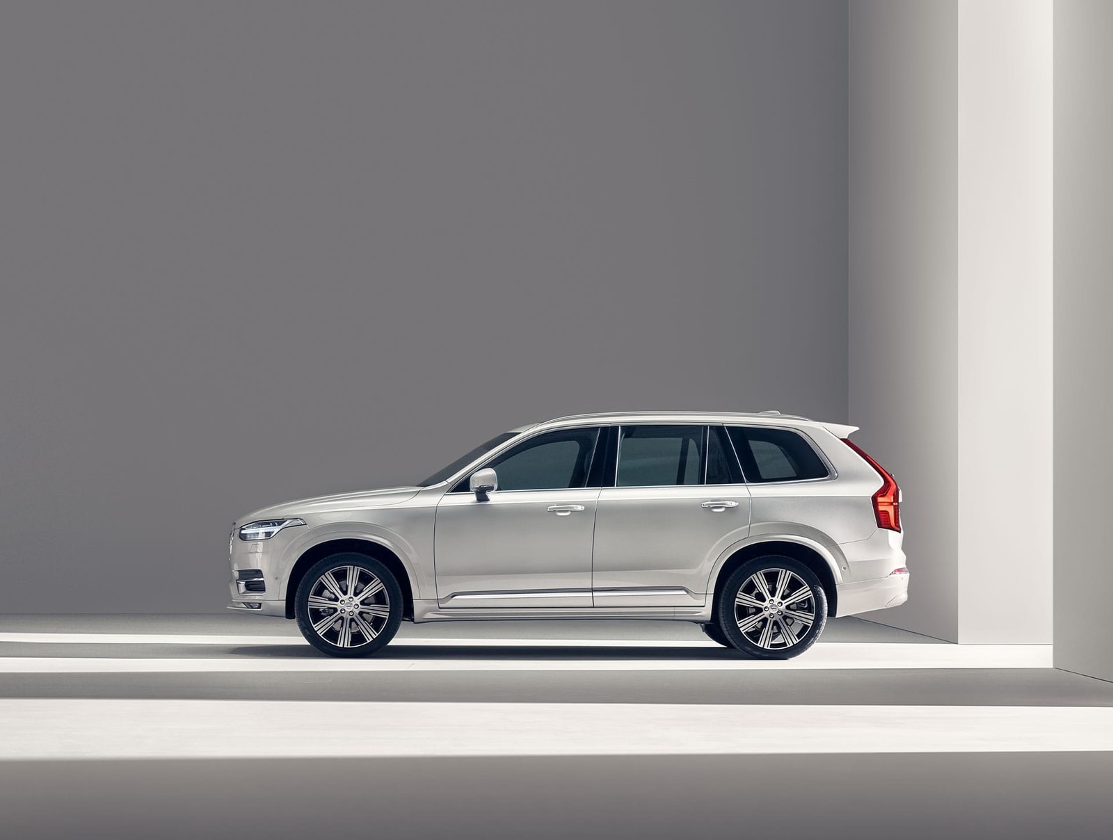volvo-embla-plotki