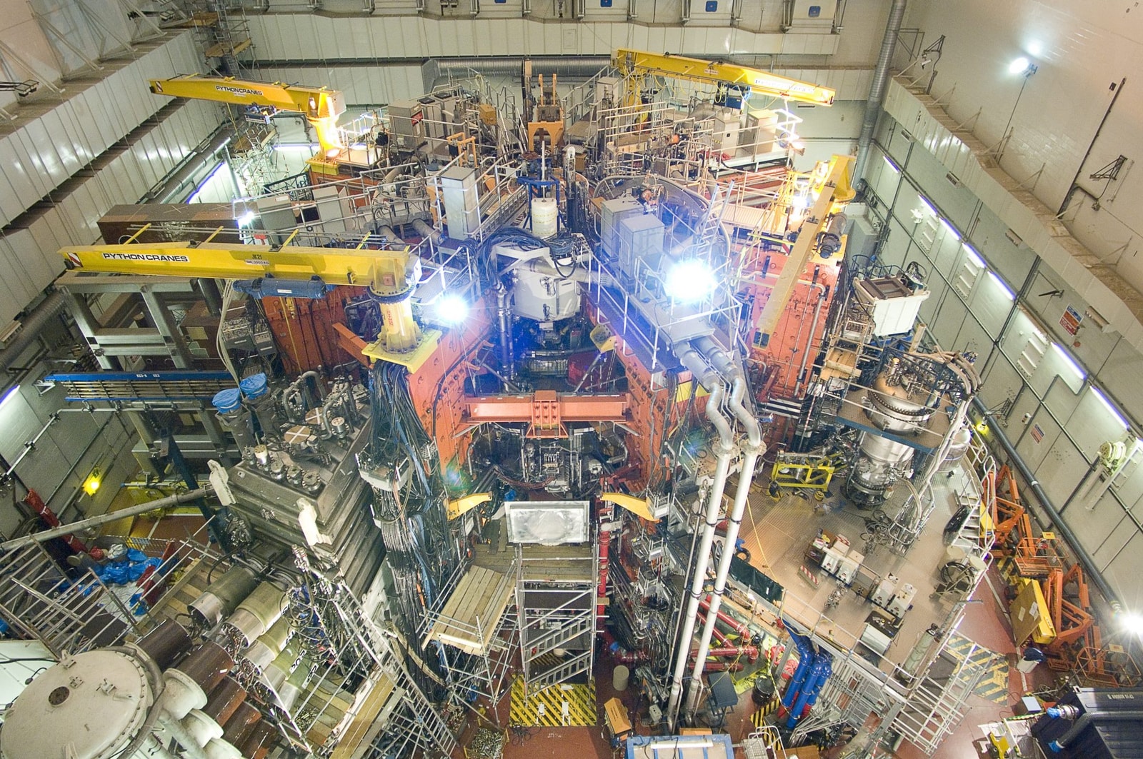 Tokamak JET
