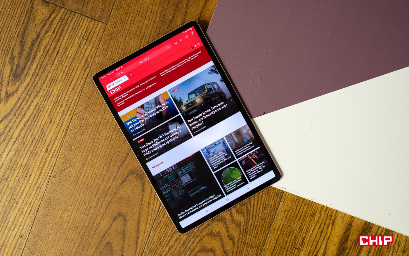 Rendery Galaxy Tab S8
