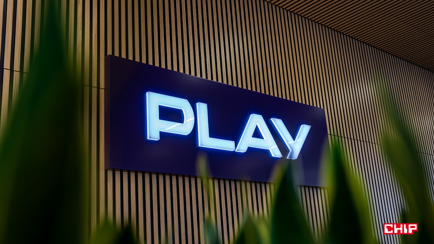 Play rozpędza Internet mobilny do 1 Gb/s. Trzeci operator ma już nowe 5G