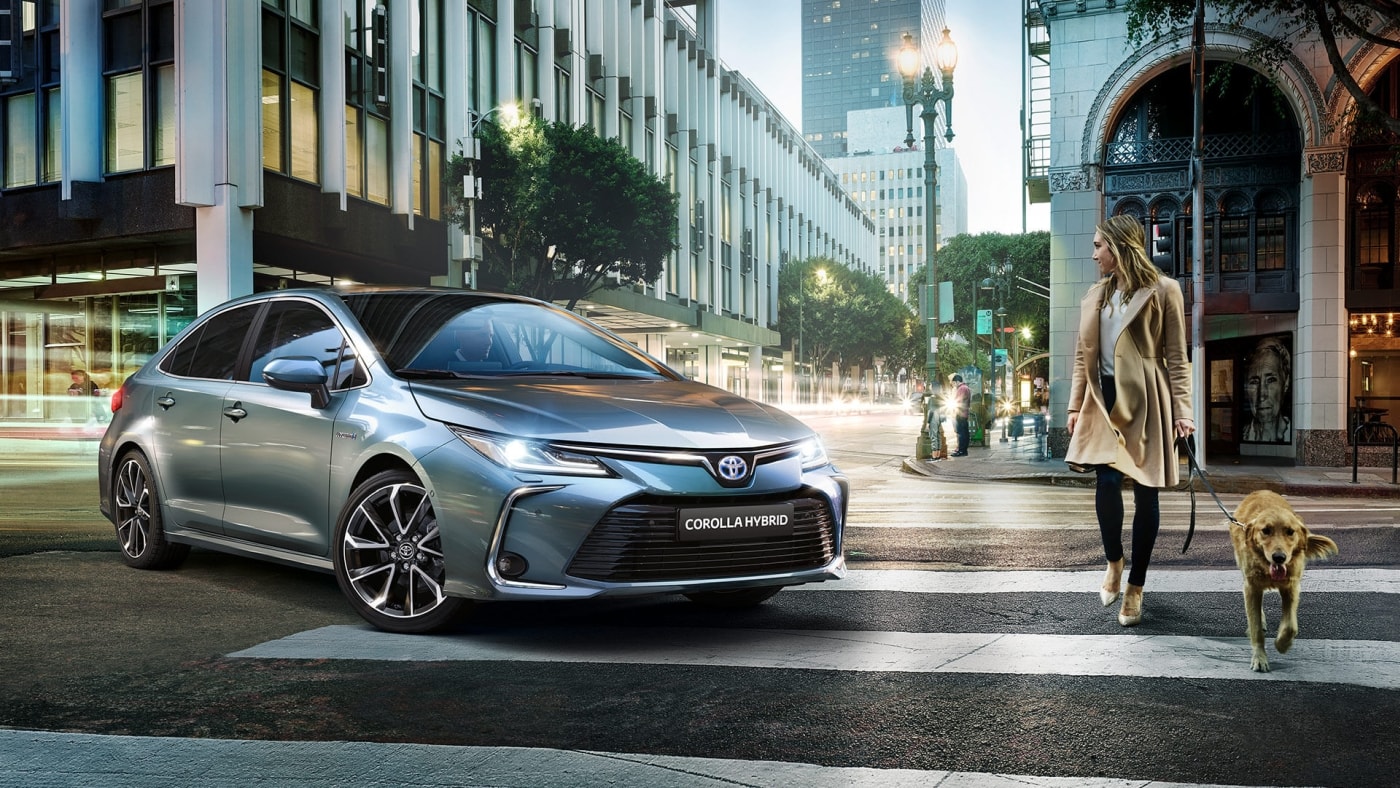 Toyota Corolla Sedan – poznaj wersje wyposażenia