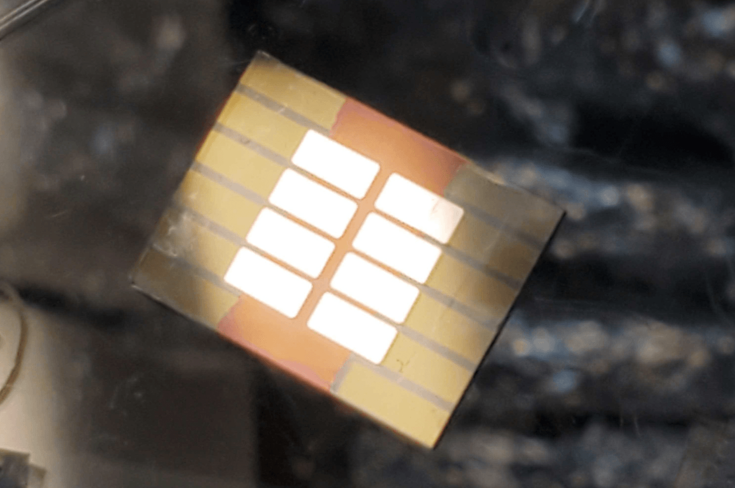 Ogniwa słoneczne będą jeszcze lepsze – to przełom, na który czekaliśmy?
