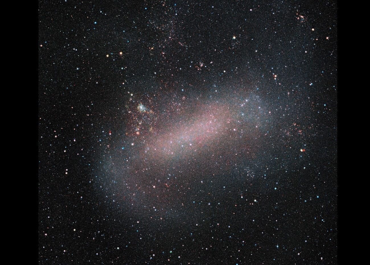 Pobliskie galaktyki podlegają ochronie. Tarczę wykrył Kosmiczny Teleskop Hubble’a