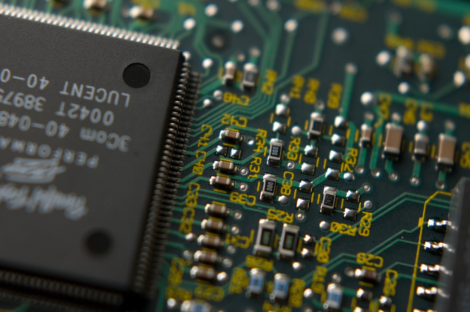 CPU