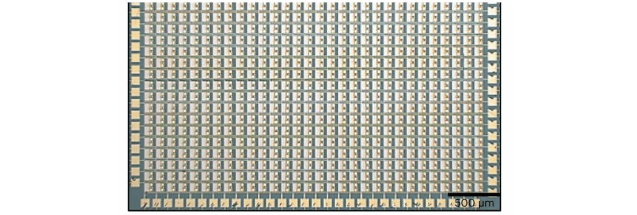 Kamera z półprzewodników to coś, czego nie widuje się na co dzień. Ta jest wyjątkowo niezwykła