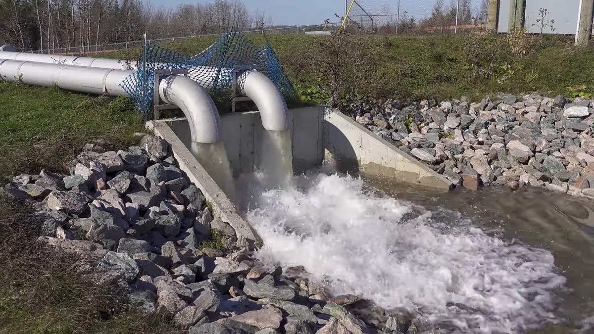 Ta rzeka kosztowała dwa miliony dolarów. Można ją włączyć i wyłączyć