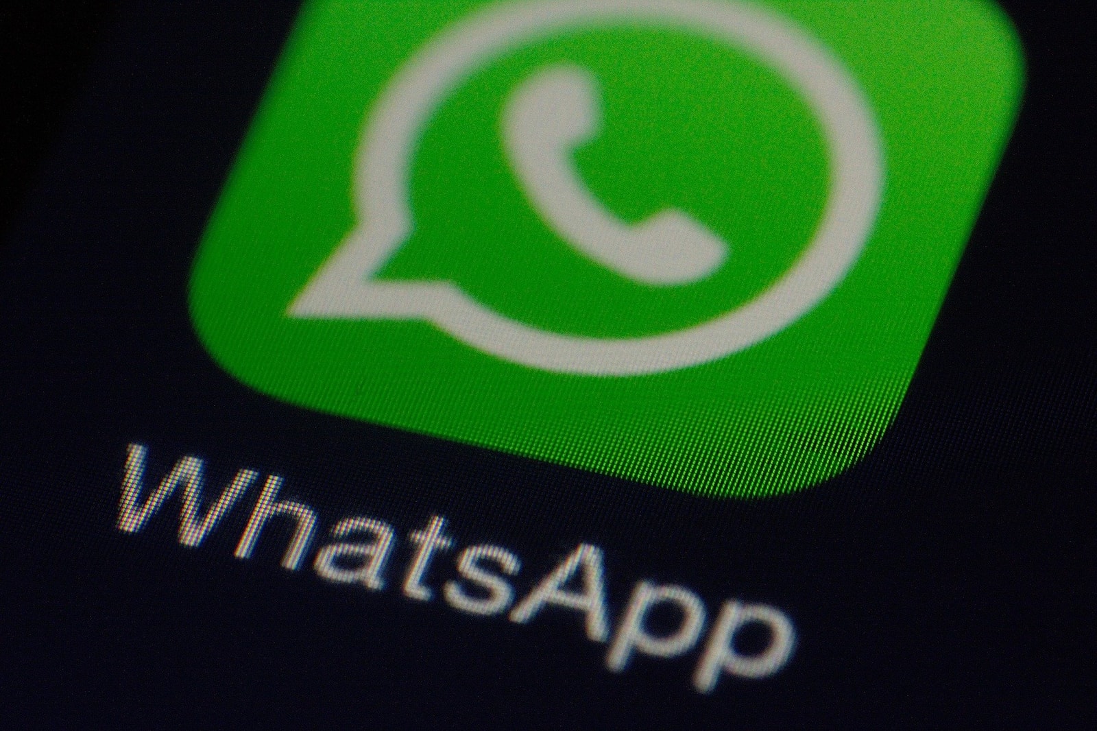 WhatsApp zaskakuje nowościami. Do komunikatora trafia kilkanaście nowych funkcji