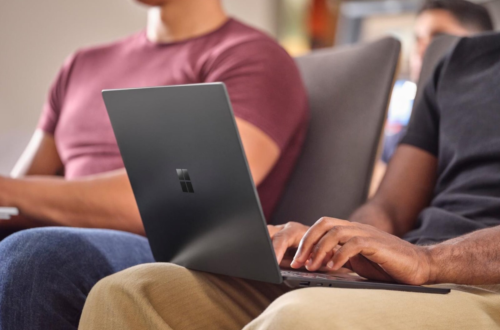 Microsoft Surface Laptop 4
