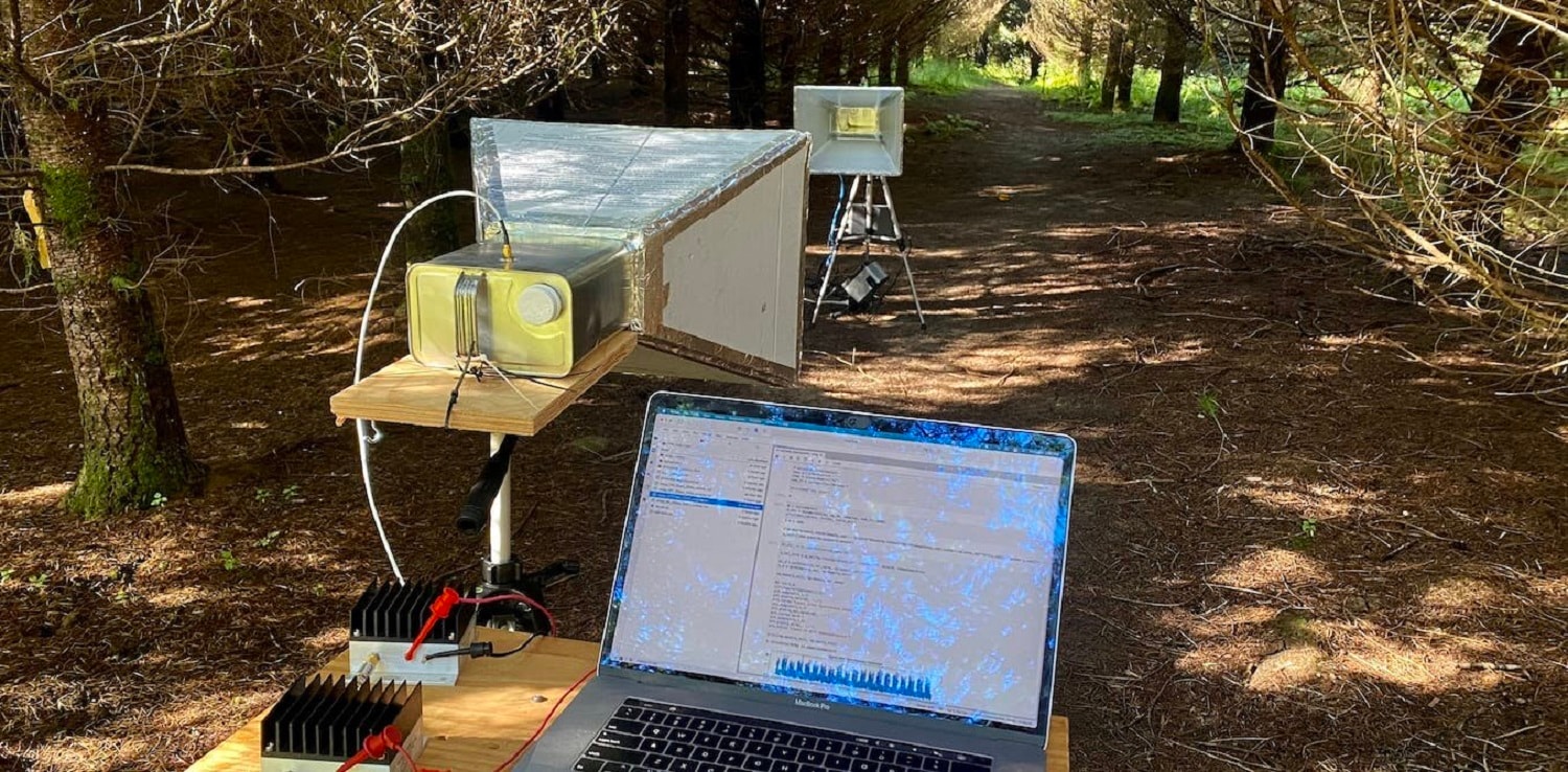 Nie zużywa prądu, a umożliwia komunikację na odległość. Wszystko to w zgodzie z prawami fizyki