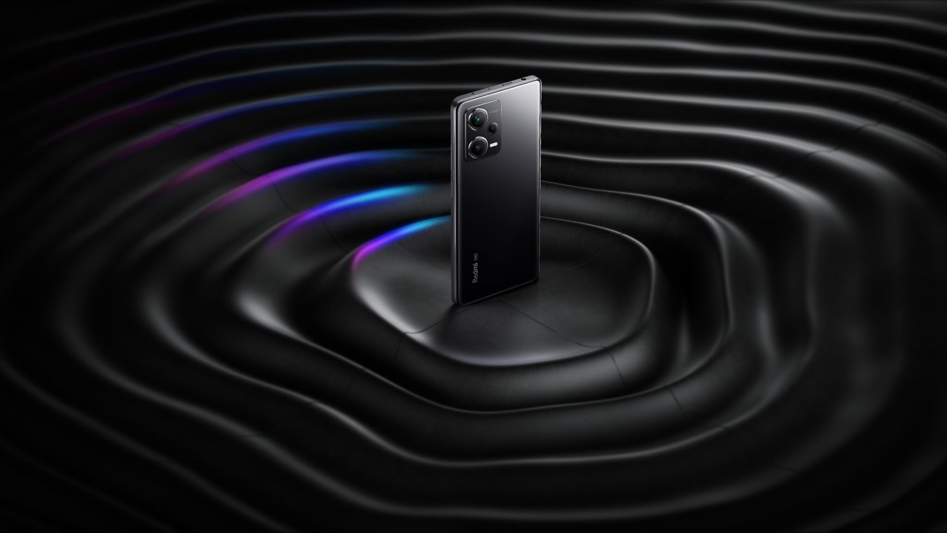 Redmi Note 12 Pro+ 5G w kolorze Midnight Black
