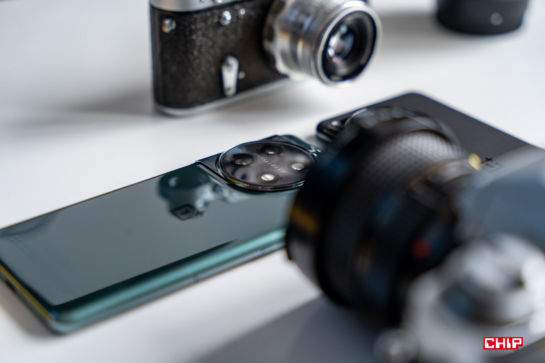 OnePlus 11 5G jest jak wierny kompan. Trudno o lepszy komplement dla smartfonu