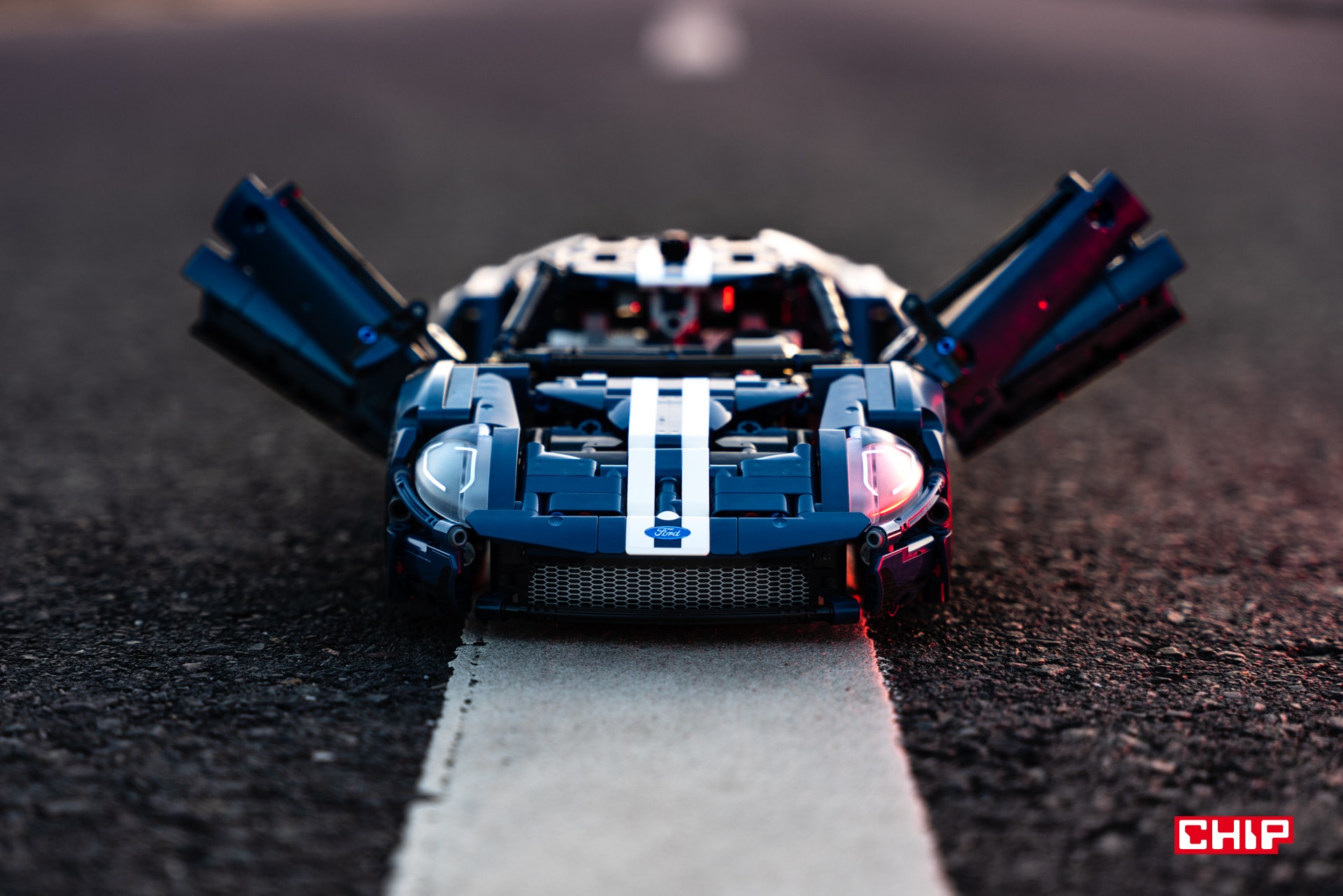 Sprawdziłem zestaw LEGO Ford GT (2022). Legenda motoryzacji powraca, choć nie bez skazy