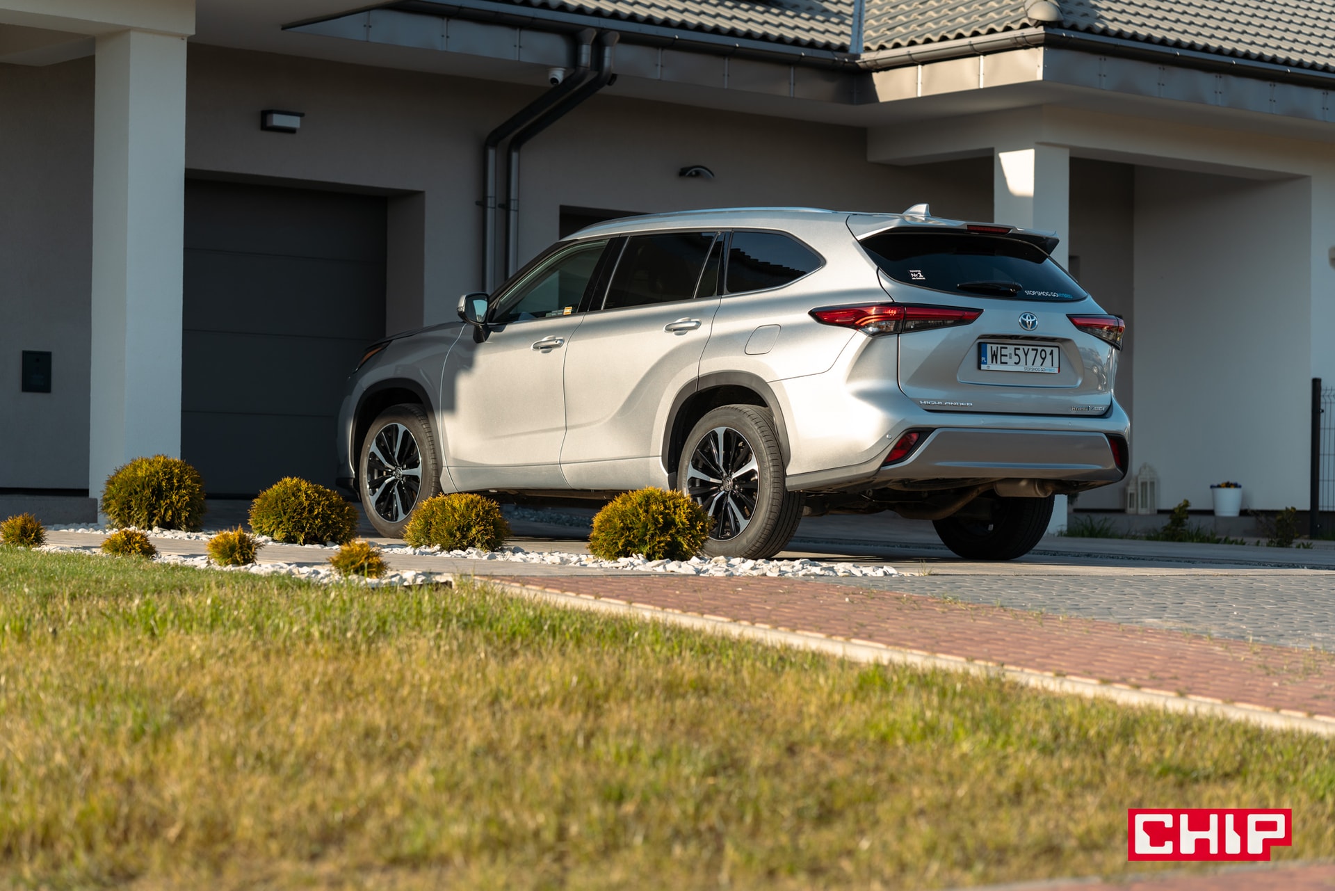 Test Toyoty Highlander. Olbrzym, który zmusza do spokojnej jazdy